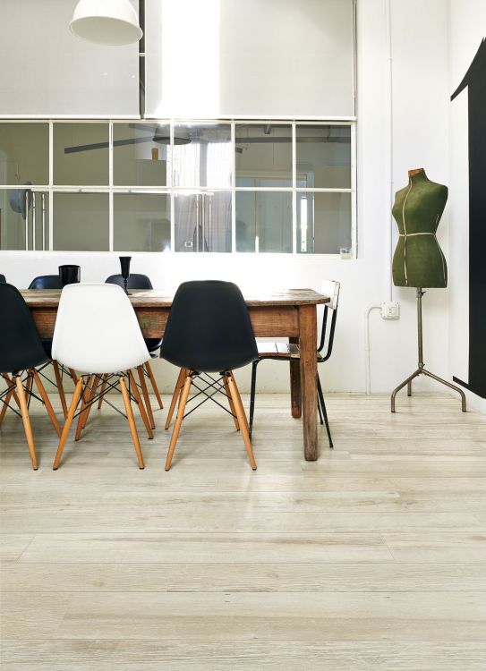 Details Wood White 8 x 48