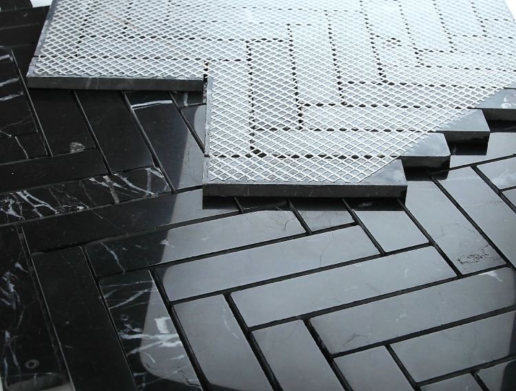 Herringbone Marquina 11.25 x 11.25